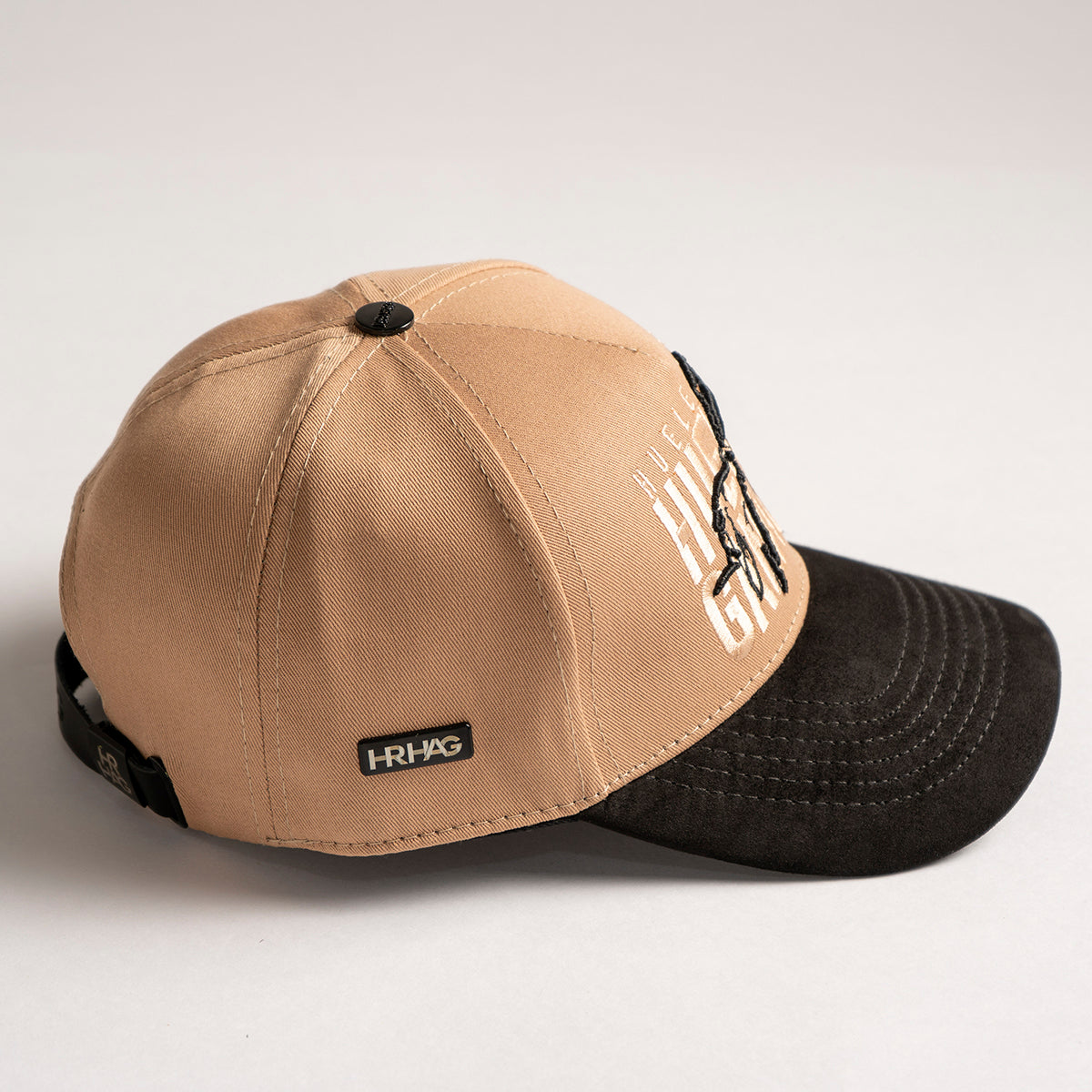 Gorra HRHG (café claro y negra)